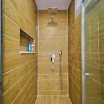 2 1 Fully Equipped Air Conditioned In Taksim Square Апартаменты Стамбул