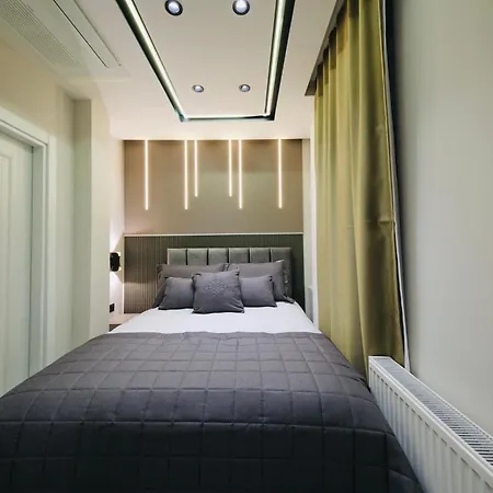 2 1 Fully Equipped Air Conditioned In Taksim Square * イスタンブール