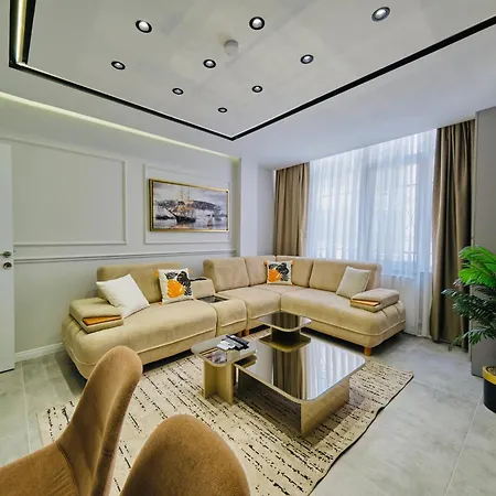 アパート 2 1 Fully Equipped Air Conditioned In Taksim Square *