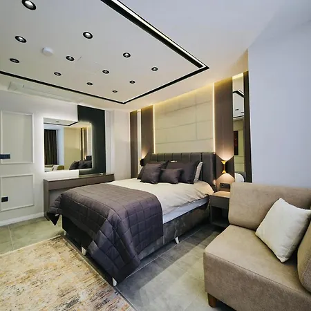 2 1 Fully Equipped Air Conditioned In Taksim Square Apartamento