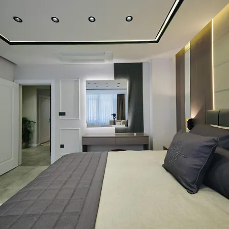 2 1 Fully Equipped Air Conditioned In Taksim Square *
