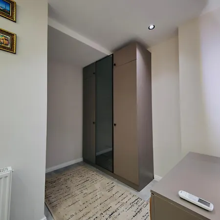 Apartamento 2 1 Fully Equipped Air Conditioned In Taksim Square *